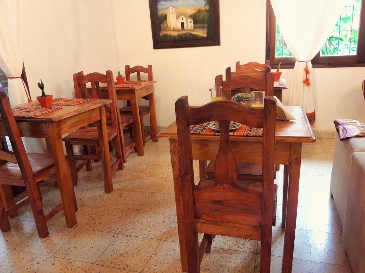 Terrazas Del Coya Hostel ซานซัลวาดอร์ เด โฆคุย ภายนอก รูปภาพ